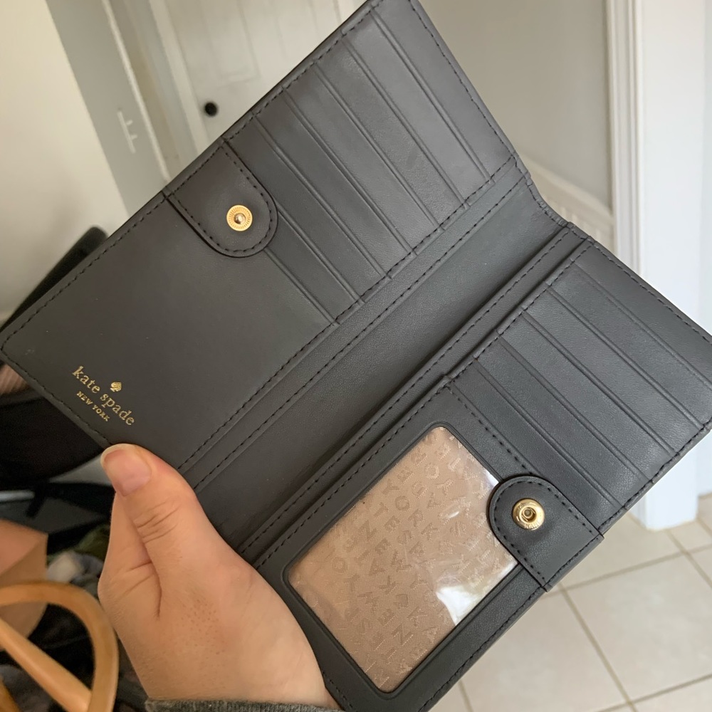 Kate Spade Wallet - Picture 6 of 7